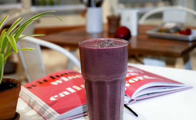 Blackberry Chocolate Keto Shake